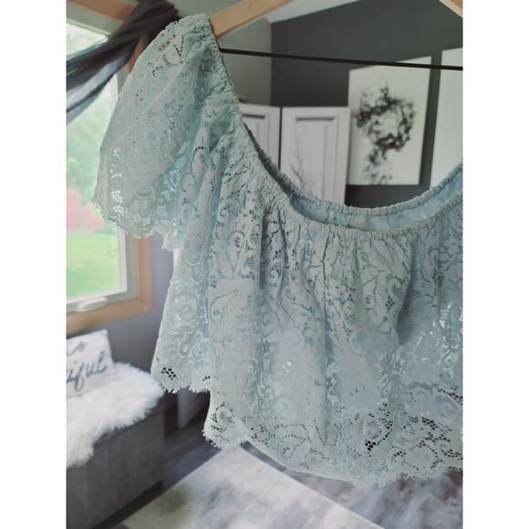 NEW LOVERS AND FRIENDS PACIFIC BLUE LACE OVERLAY CROP TOP - SMALL - Picture 6 of 11